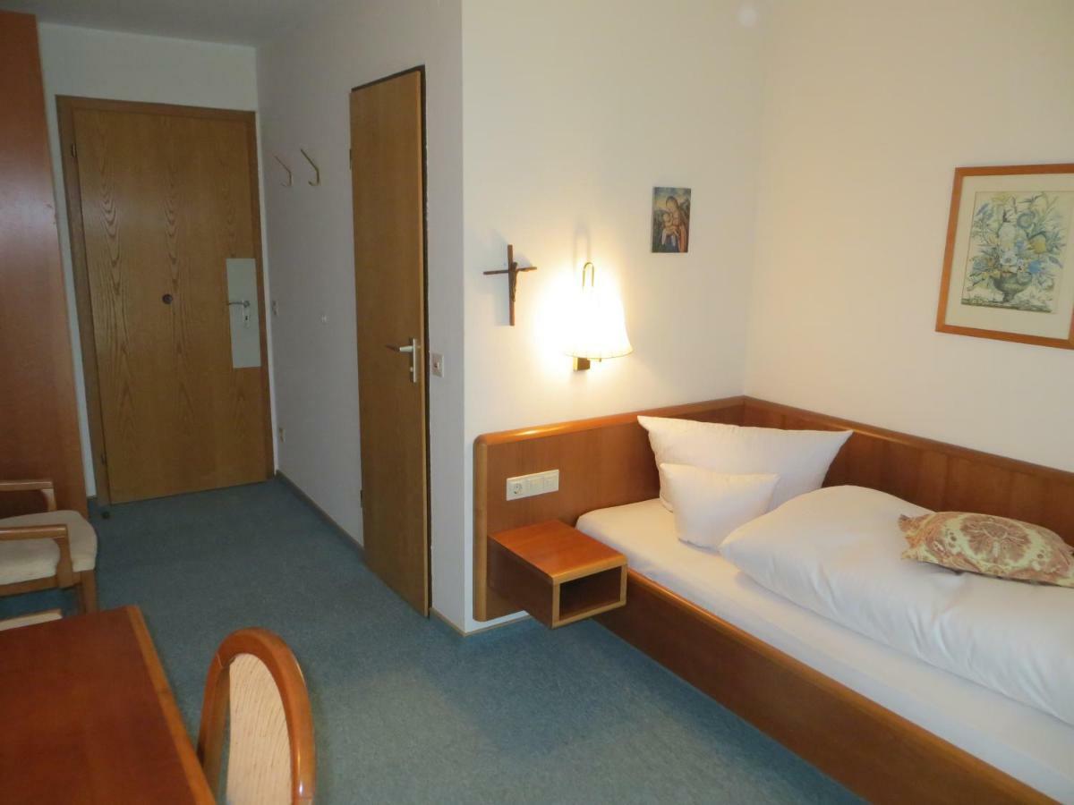 Gaeste- Und Tagungshaus Maria Trost Beuron Extérieur photo
